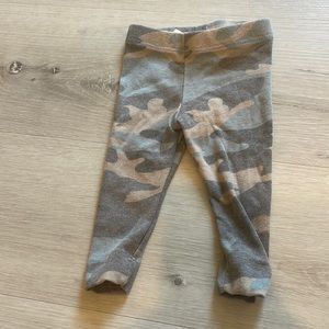 Childhood Clothing Camo Leggings- Size 6-12 months